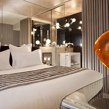 Le 7 Eiffel By Malone パリ