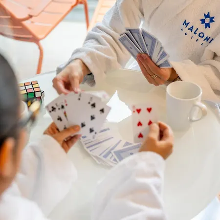 ホテル Le 7 Eiffel By Malone