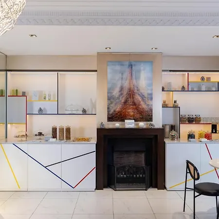 Le 7 Eiffel By Malone Paris