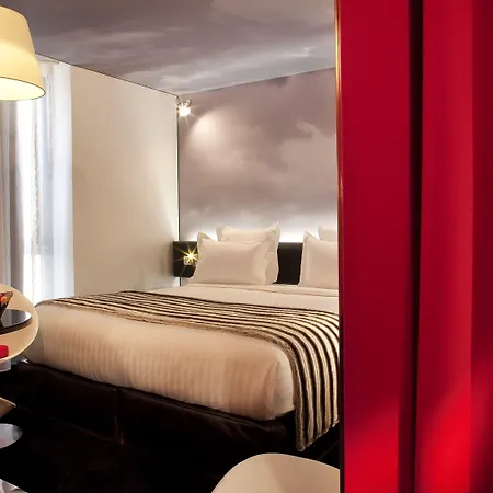 Le 7 Eiffel By Malone Hotel