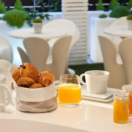 Hotel Le 7 Eiffel By Malone