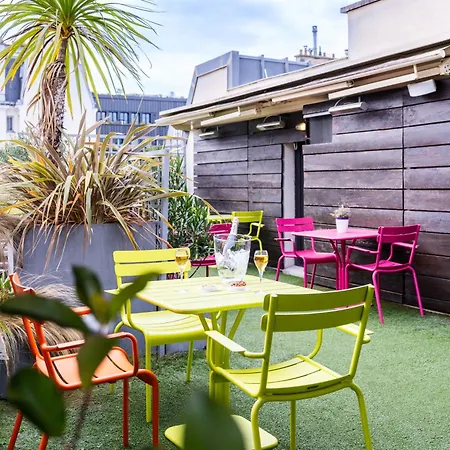 Le 7 Eiffel By Malone 4*