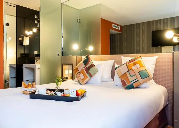 Le 7 Eiffel By Malone Hotel 4*