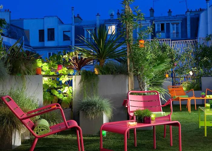 Le 7 Eiffel By Malone Hotel