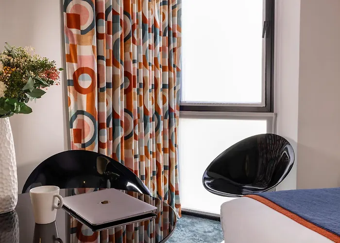 Le 7 Eiffel By Malone 4*