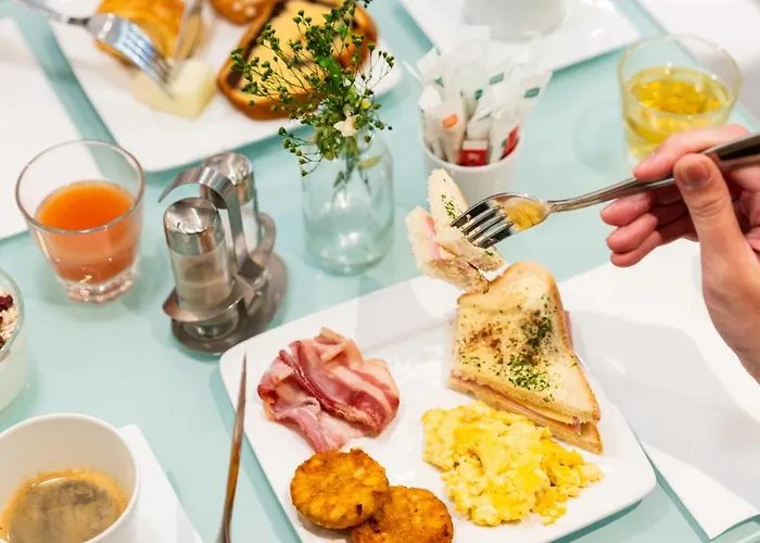 Le 7 Eiffel By Malone 4*